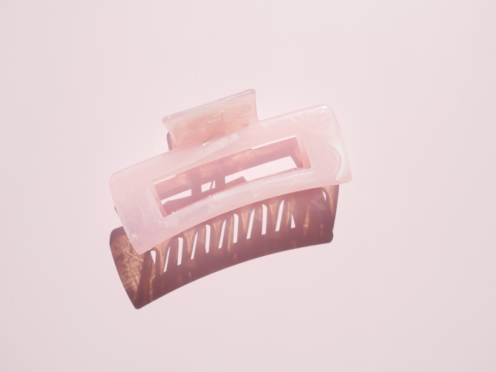 Minimalist Rectangle Claw