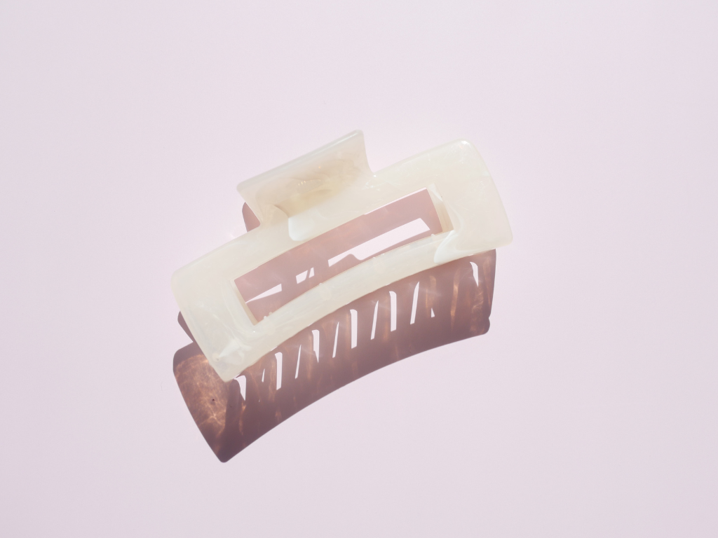 Minimalist Rectangle Claw